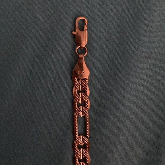 18K 24” Men's Figaro Chain Necklace - Picture 2 of 3